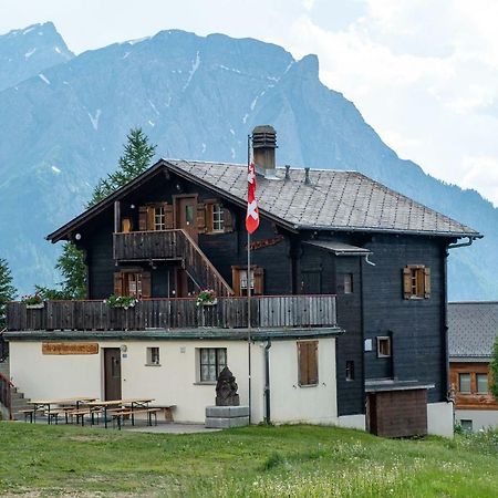 Gruppenhaus im Walliser Alpstyle Rosswald Exterior foto